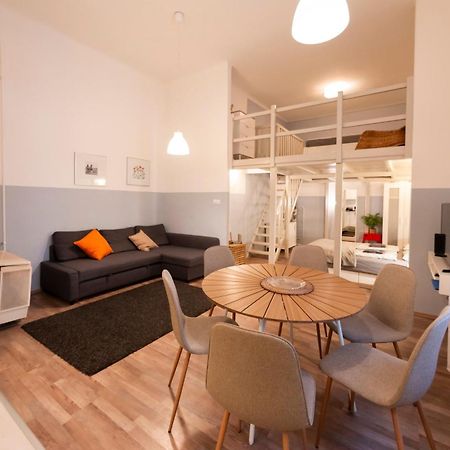 Klau33 Apartment In Party District 부다페스트 외부 사진