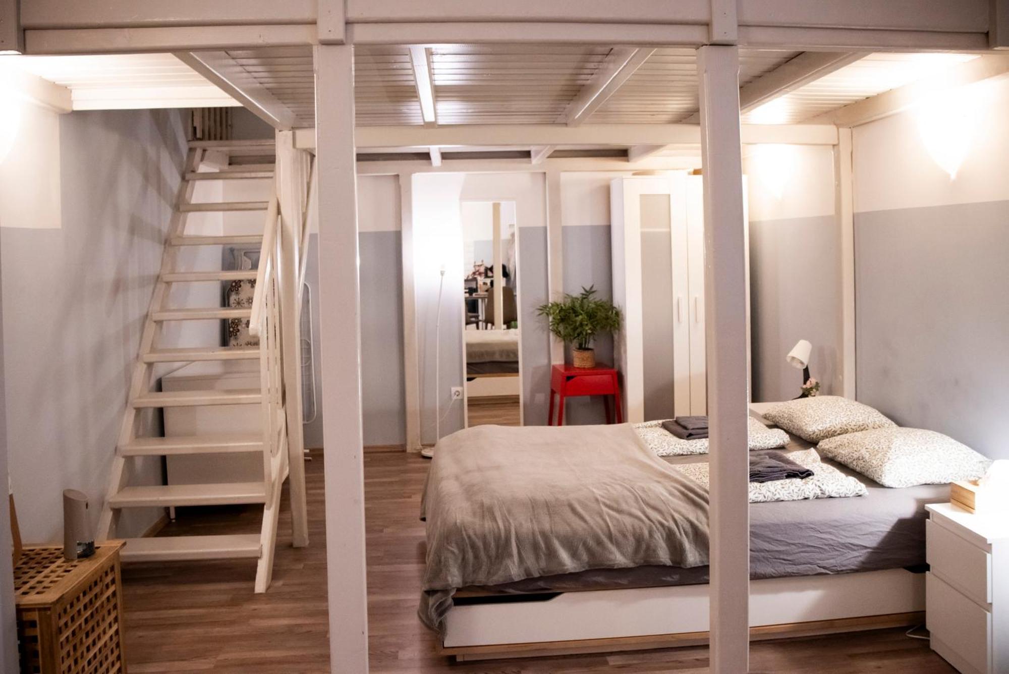 Klau33 Apartment In Party District 부다페스트 외부 사진